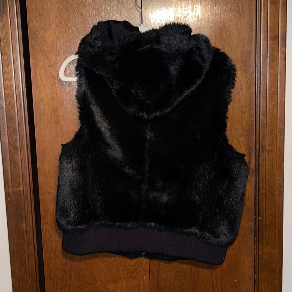 LOFT Black Faux Fur Hooded Vest Size Large - Picture 3 of 3
